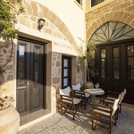 The Old Town House Apartment *