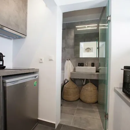 The Old Town House Apartment Rhodes City