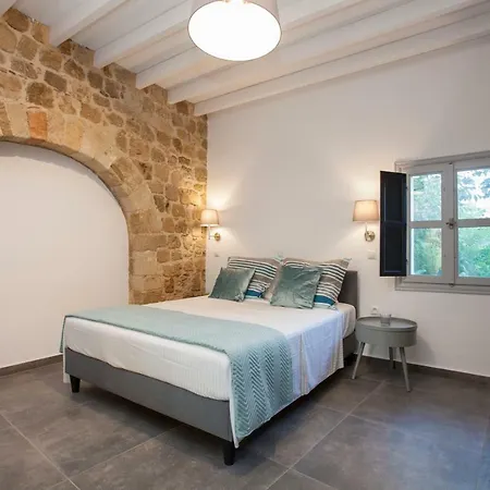 The Old Town House * Rhodes City