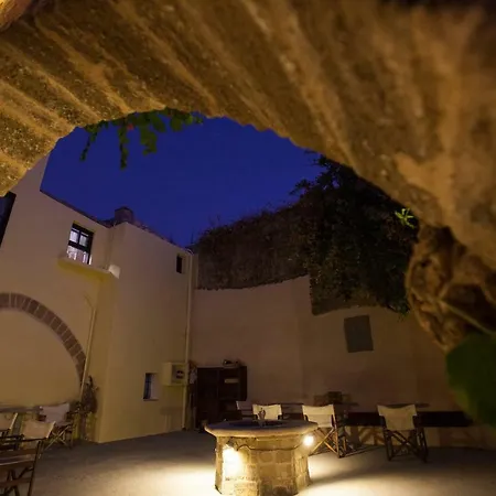 The Old Town House * Rhodes City