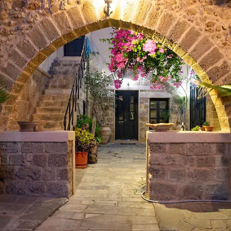 The Old Town House Apartment